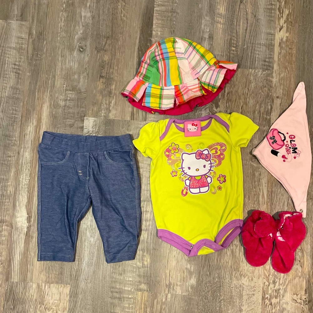 Hello kitty Summer outfits for 3m with free accessories